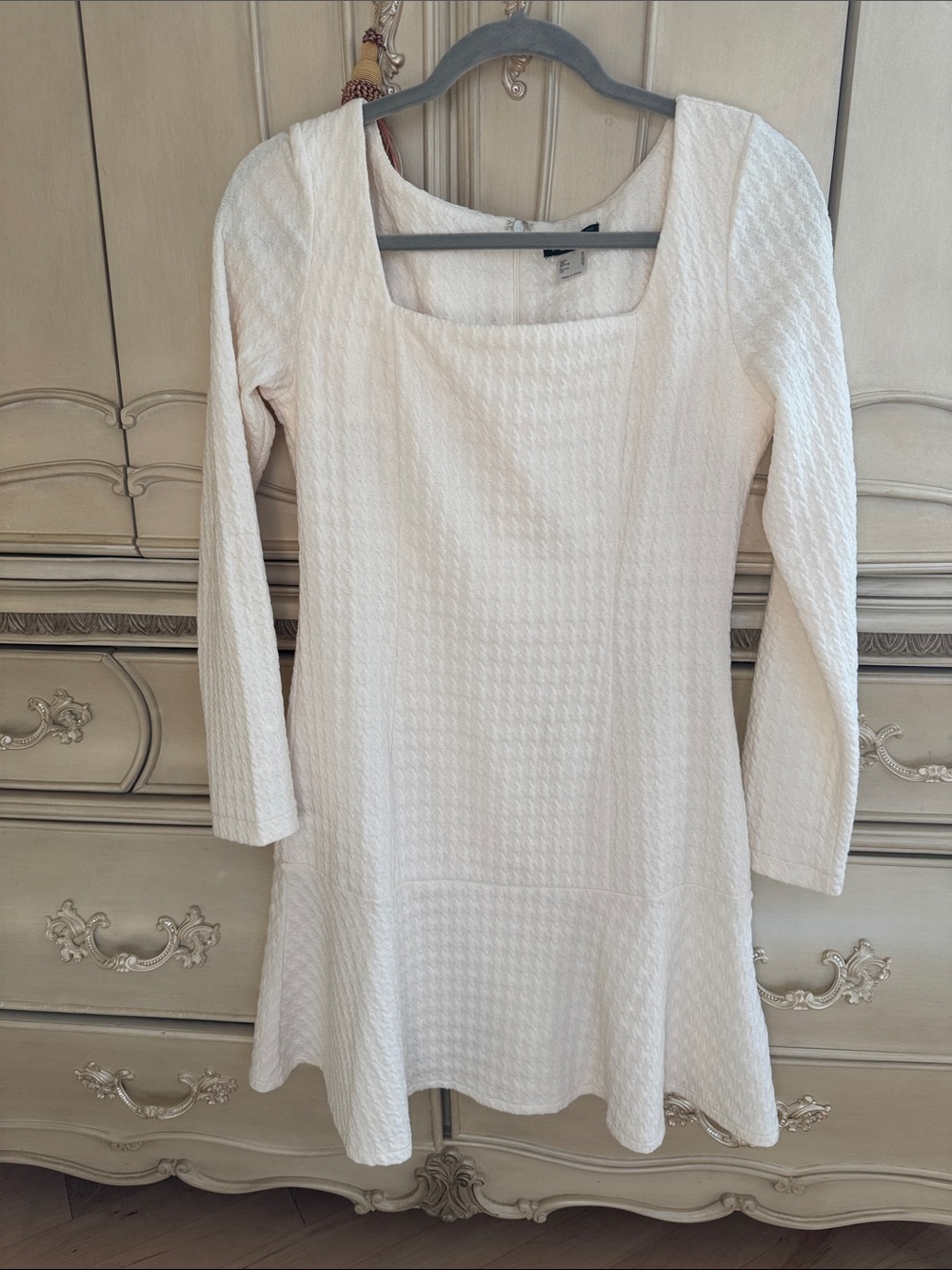 VENUS Ivory Textured Square-Neck Long Sleeve Tunic Dress